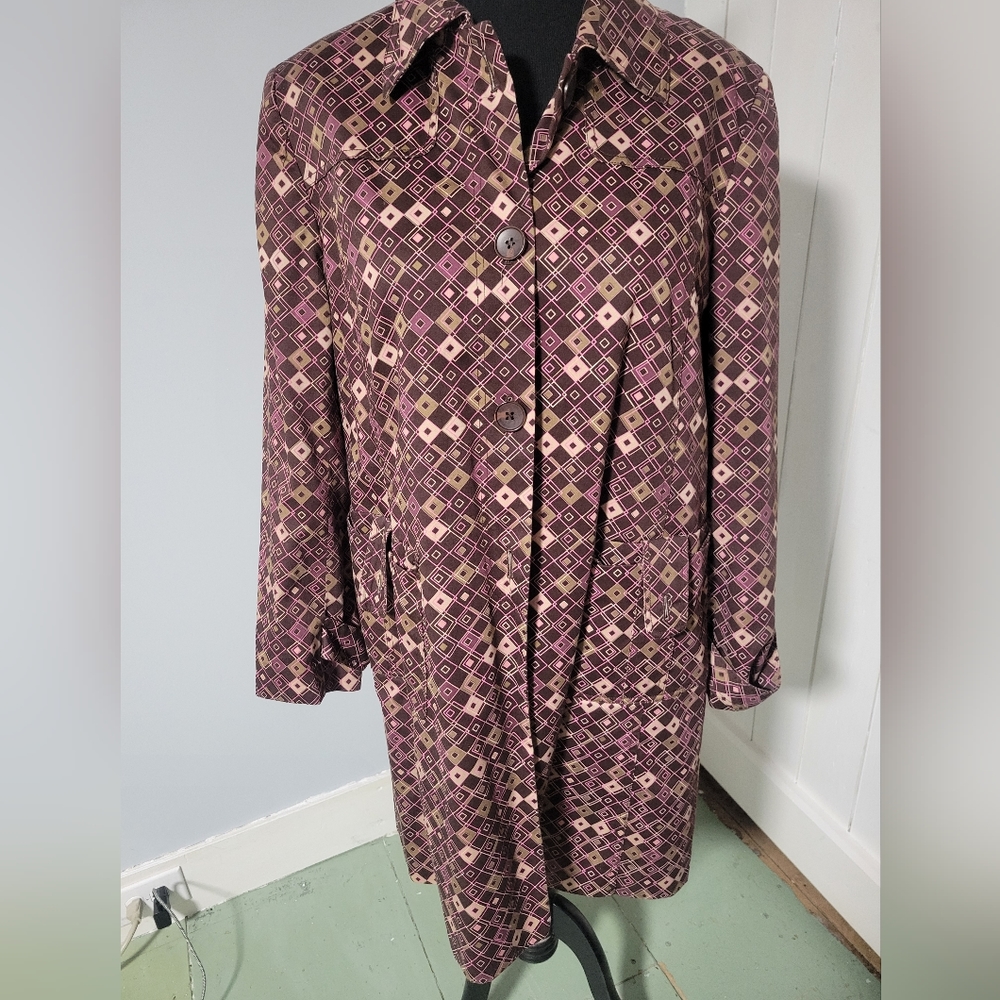 Super cute Bandolino coat. Size 16